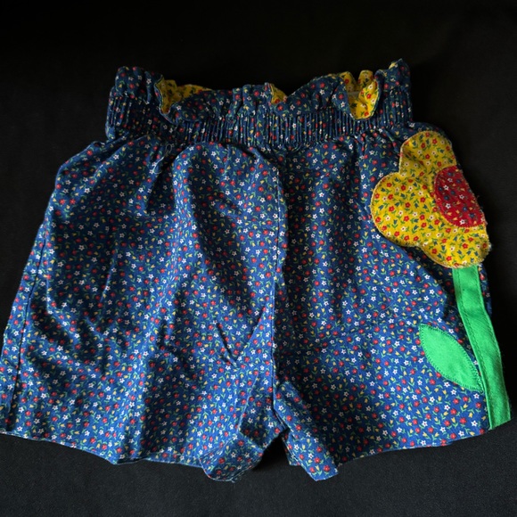 🌷 Vintage Early 80s Nannette Girl's Floral Outfit - Crop Top, Shorts, Visor - Picture 6 of 13